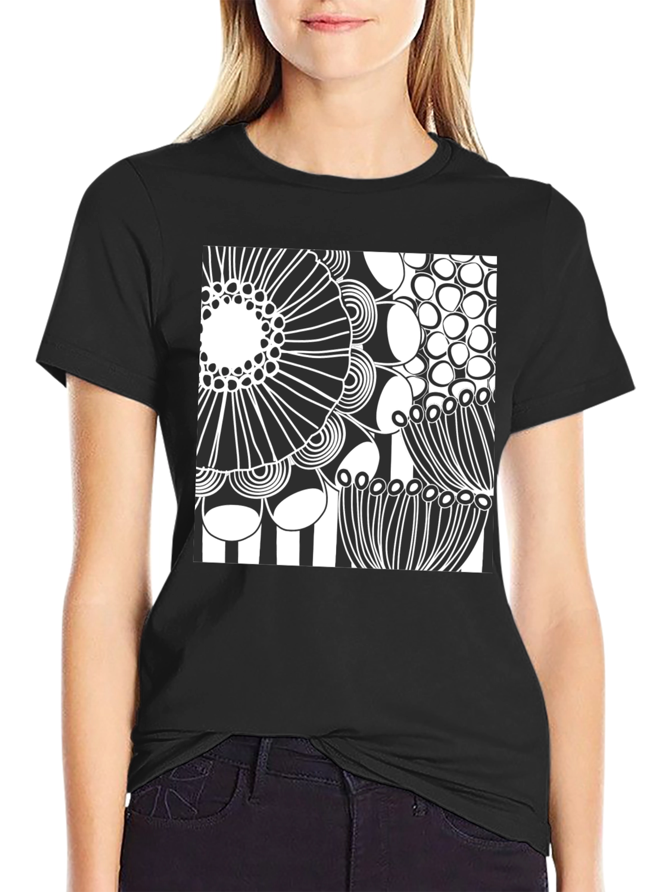 Modern Abstract Graphic Print Black T-Shirt