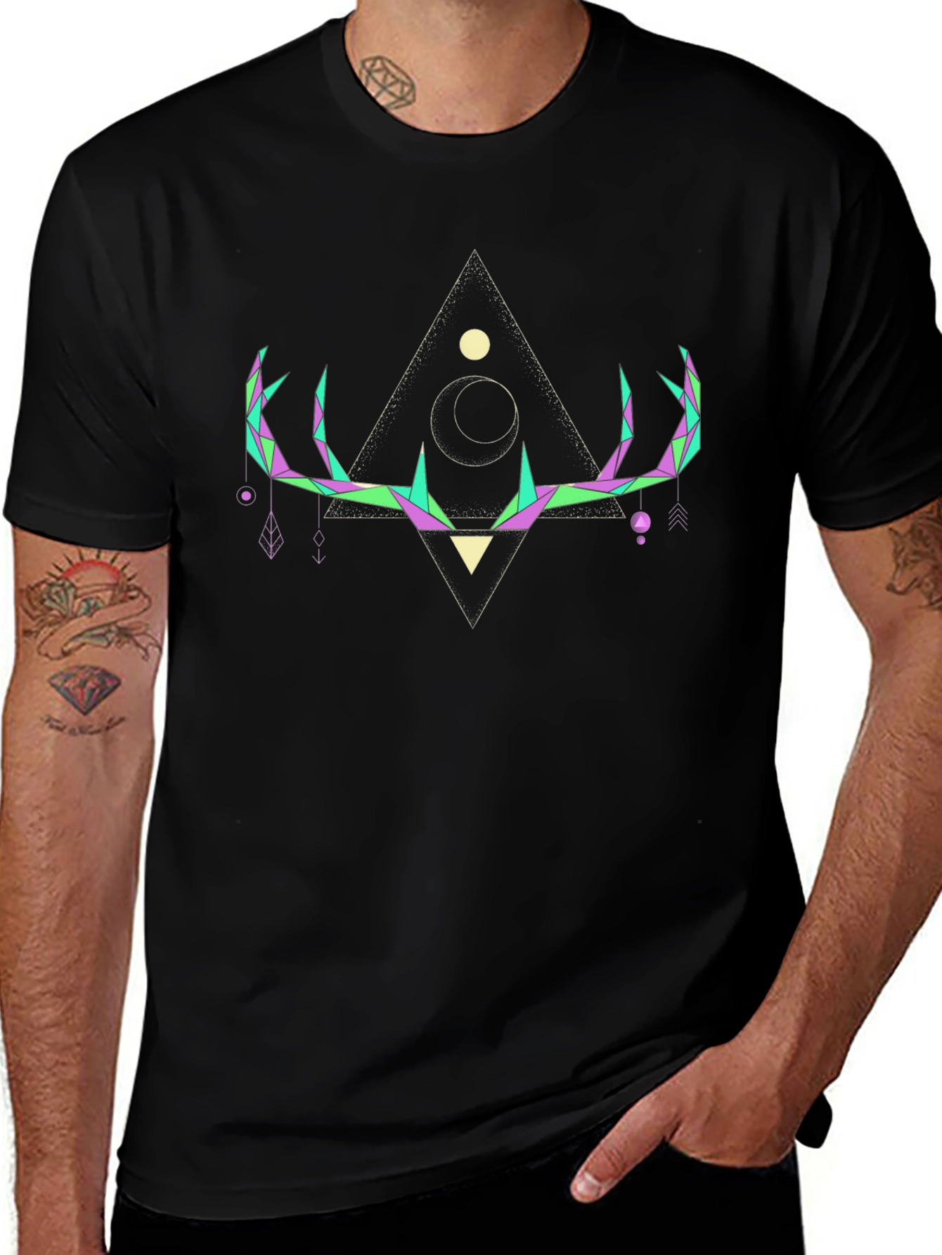 Geometric Deer Antler Graphic T-Shirt - Black